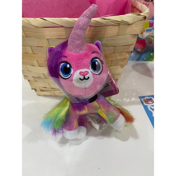 Plush Rainbow Butterfly Unicorn Kitty Gift Basket vision Mask Book Toy Play Set - Picture 2 of 9